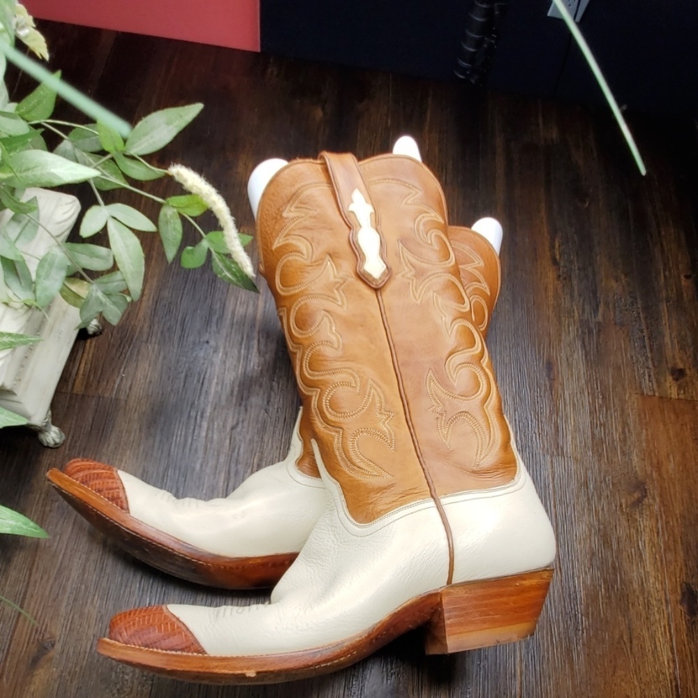 Buffalo chips New York brown and tan cowboy boots